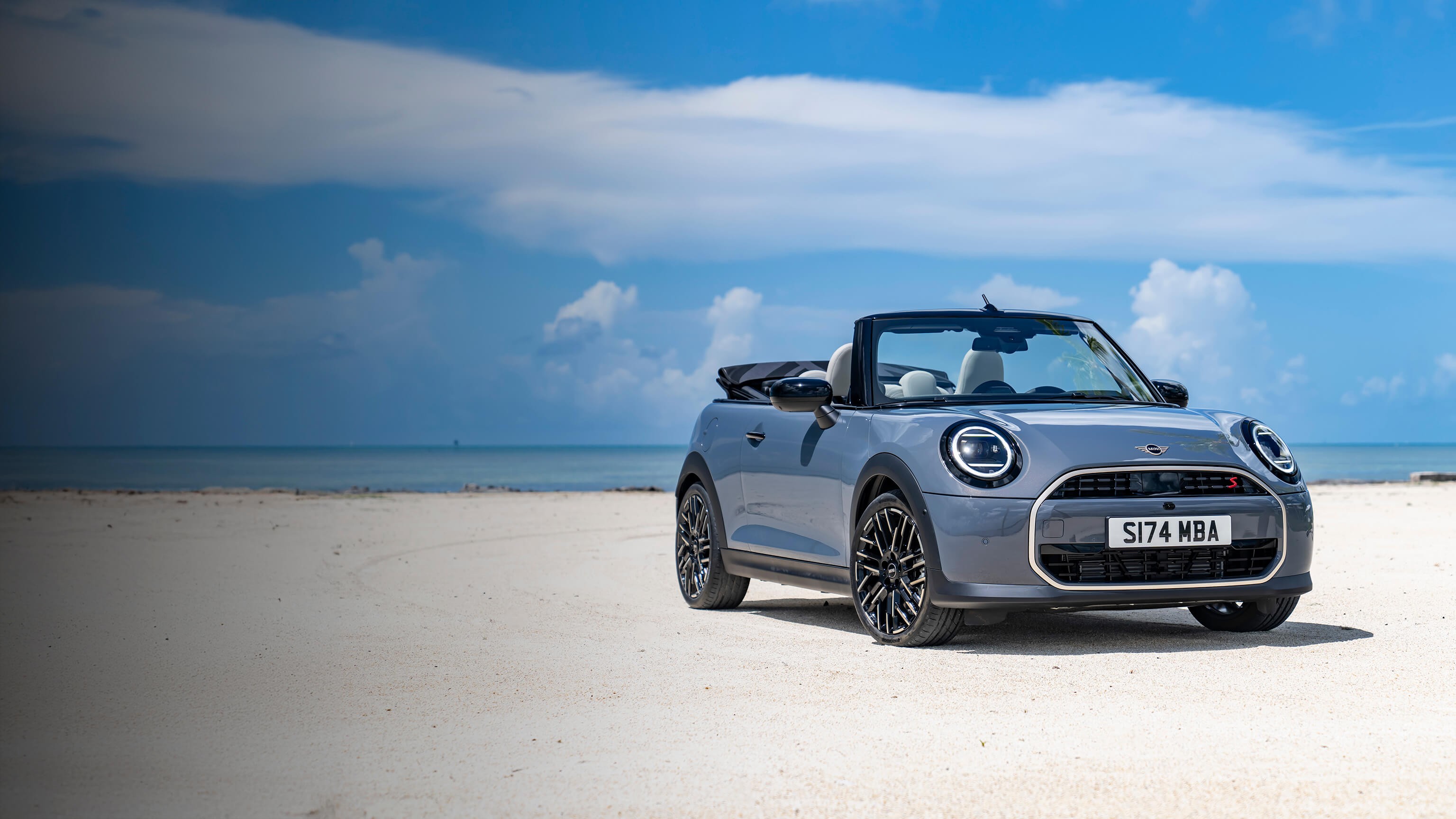 THE NEW MINI COOPER CABRIO.